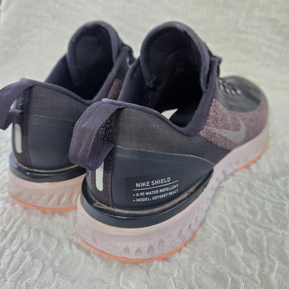 Nike Shield React Water Repellent Running Shoes Night Reflectivity - Picture 6 of 12